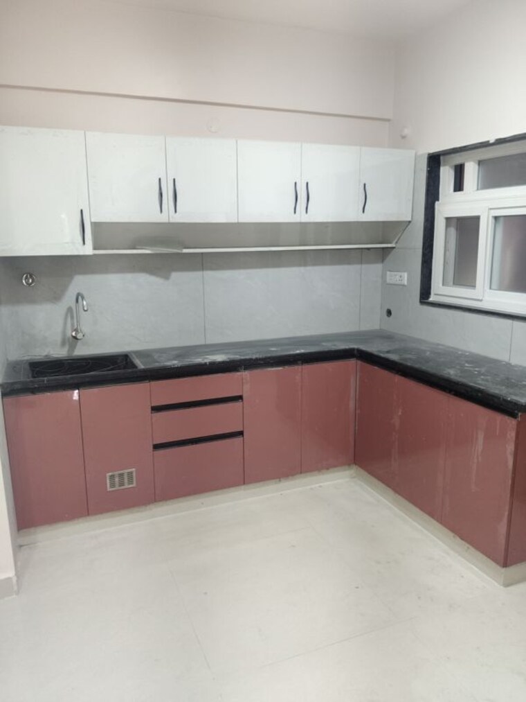 Kitchen, sri-sai-residency-kadubeesanahalli 2 Bedroom 950 Sq.Ft. Apartment In Kadubeesanahalli Bangalore 10566262