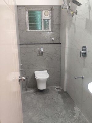 Bathroom in 2 BHK Apartment at Sri Sai Residency Kadubeesanahalli, Kadubeesanahalli – for Rent