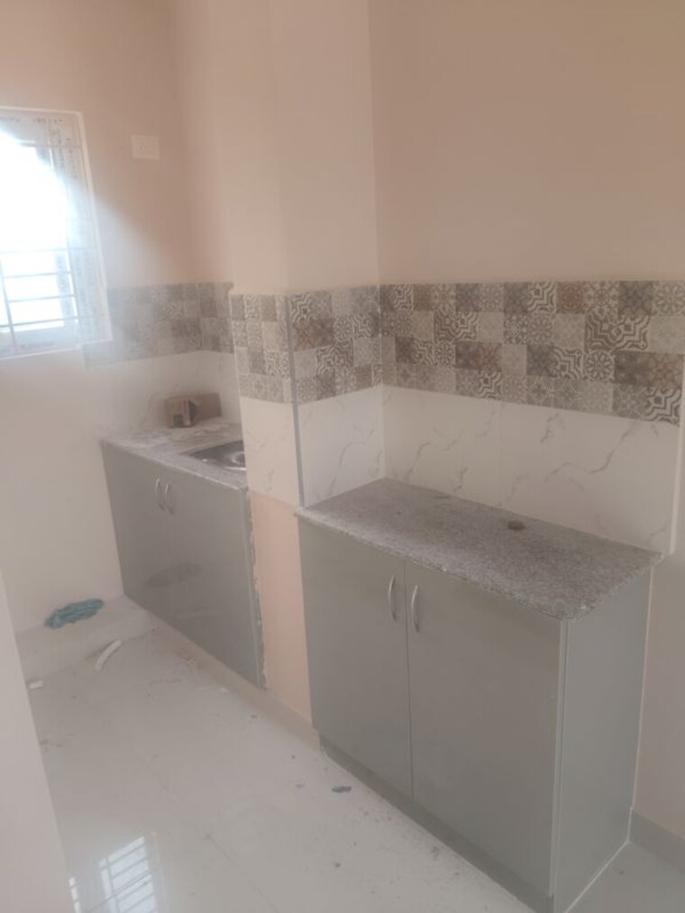 Bathroom, krishna-residency-kadubeesanahalli 1 RK 300 Sq.Ft. Apartment In Kadubeesanahalli Bangalore 10566268