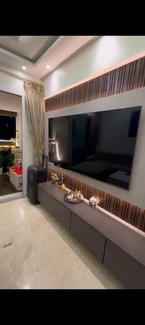 Room in 2 BHK Apartment at DB Woods, Goregaon East – for Sale