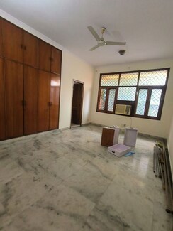4 BHK Builder Floor For Rent in Gulmohar Park