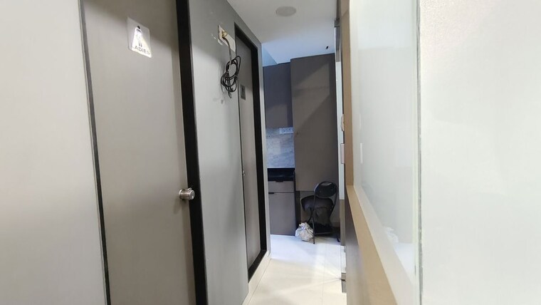 Bathroom, magic-square Commercial Office Space 650 Sq.Ft. In Malad East Mumbai 10566279