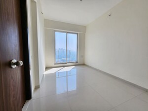 Room in 3 BHK Apartment at Raj Tattva, Kapur Bawdi – for Rent