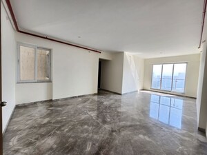 Room in 3 BHK Apartment at Raj Tattva, Kapur Bawdi – for Rent