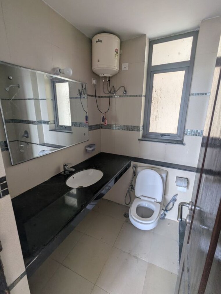 Kitchen, unitech-uniworld-gardens-2 2 Bedroom 975 Sq.Ft. Apartment In Sector 47 Gurgaon 10566292