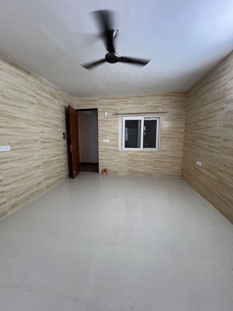 Room, kharar road 1 RK 450 Sq.Ft. Apartment In Kharar Road Mohali 10566313