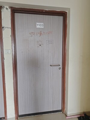 1 BHK Apartment – Entrance View at Lakhani Orchid Woods, Khopoli - for Sale