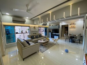 2 BHK Apartment For Sale in Raj Rudraksha, Dahisar East