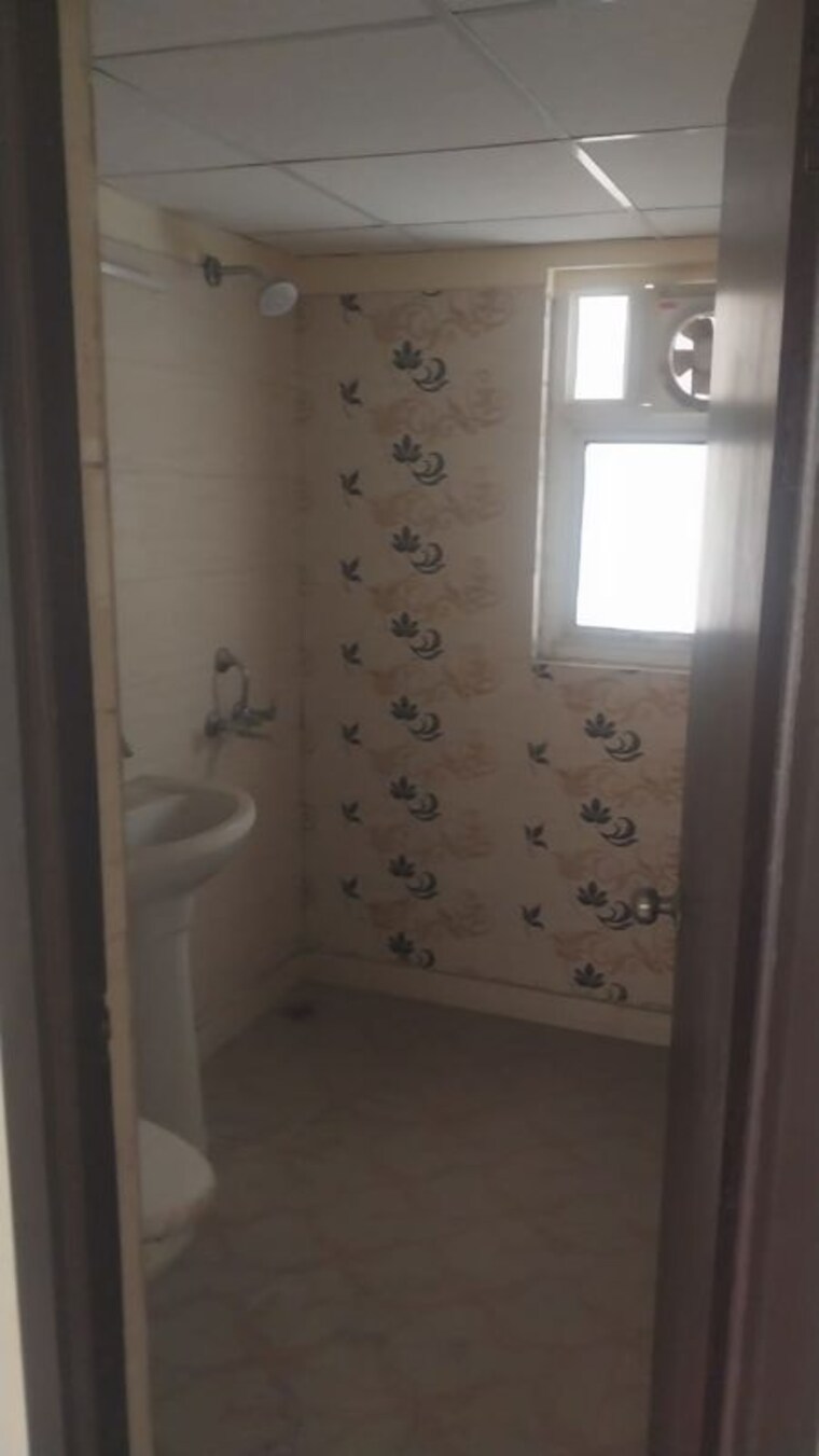 Bathroom, sanchar-residency 3.5 Bedroom 1785 Sq.Ft. Apartment In Raj Nagar Extension Ghaziabad 10566366