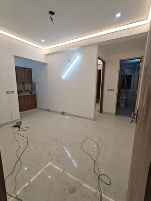 Room in 1 BHK Builder Floor at Neb Sarai – for Rent