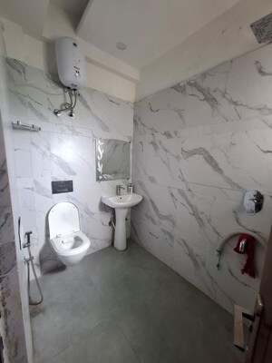 Bathroom in 3 BHK Apartment at Sunshine Enclave, Vip Road – for Rent