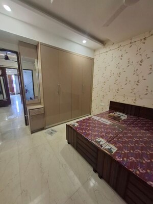 Bedroom in 3 BHK Apartment at Sunshine Enclave, Vip Road – for Rent