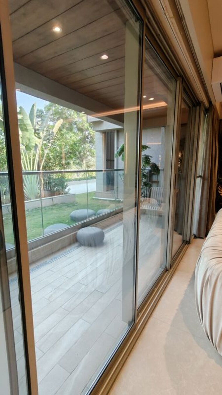 Balcony, koregaon park annexe 3 Bedroom 1427 Sq.Ft. Apartment In Koregaon Park Annexe Pune 10566393