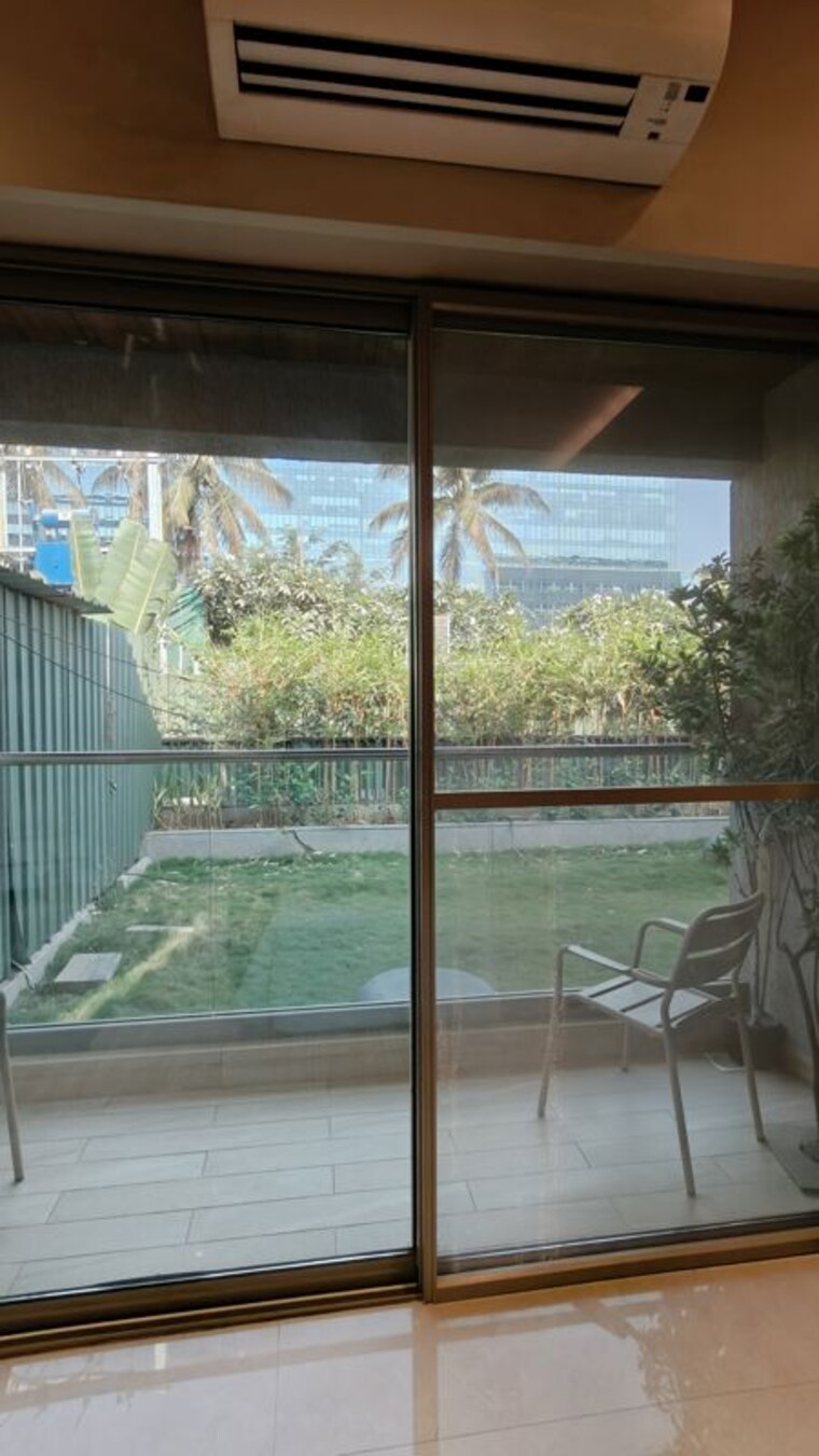 Balcony, koregaon park annexe 3 Bedroom 1427 Sq.Ft. Apartment In Koregaon Park Annexe Pune 10566393