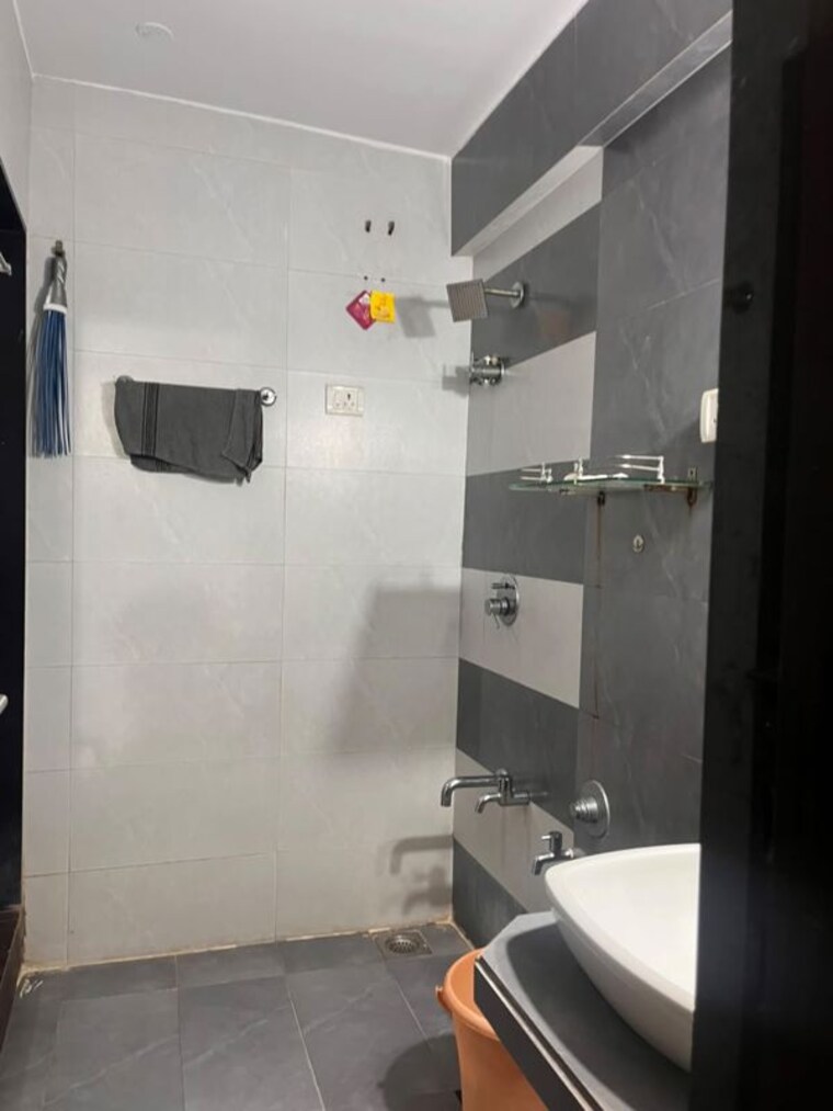 Team Area, kabra-galaxy 1 Bedroom 600 Sq.Ft. Apartment In Azad Nagar Thane 10566443