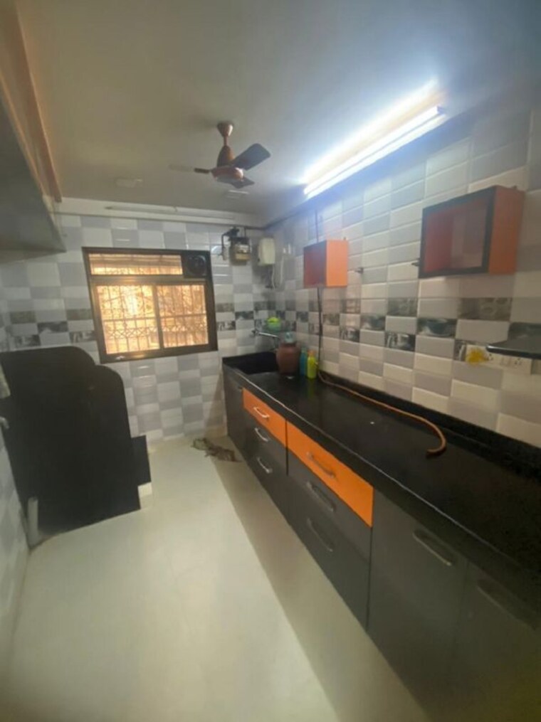 Kitchen, bandra west 2 Bedroom 700 Sq.Ft. Apartment In Bandra West Mumbai 10566441