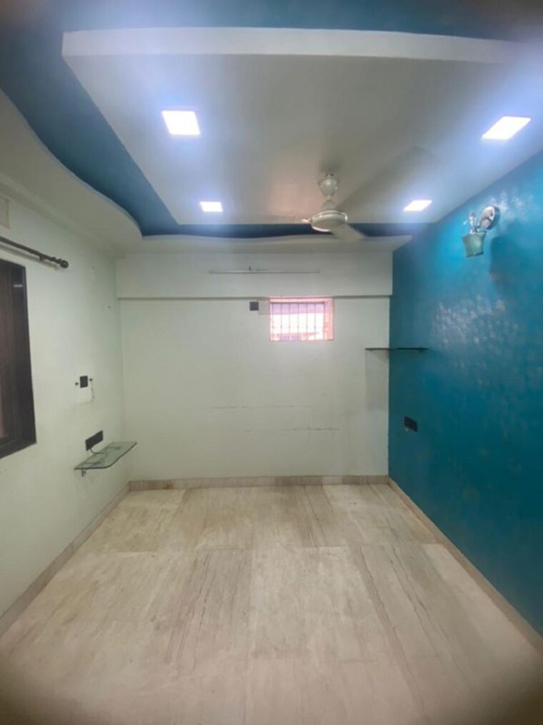 Room, bandra west 2 Bedroom 700 Sq.Ft. Apartment In Bandra West Mumbai 10566441