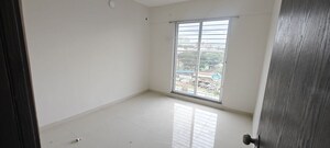 Room in 1.5 BHK Apartment at Goel Ganga Millennia, Undri – for Rent