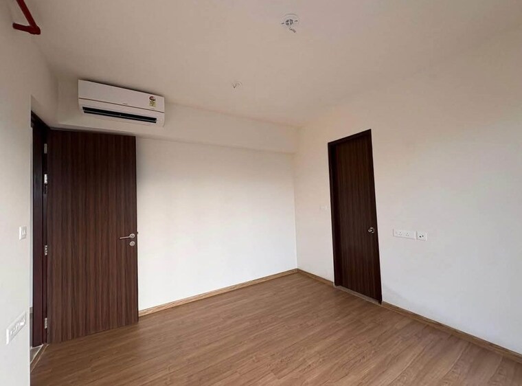 Room, embassy-one-thane 1 Bedroom 500 Sq.Ft. Apartment In Panch Pakhadi Thane 10566464