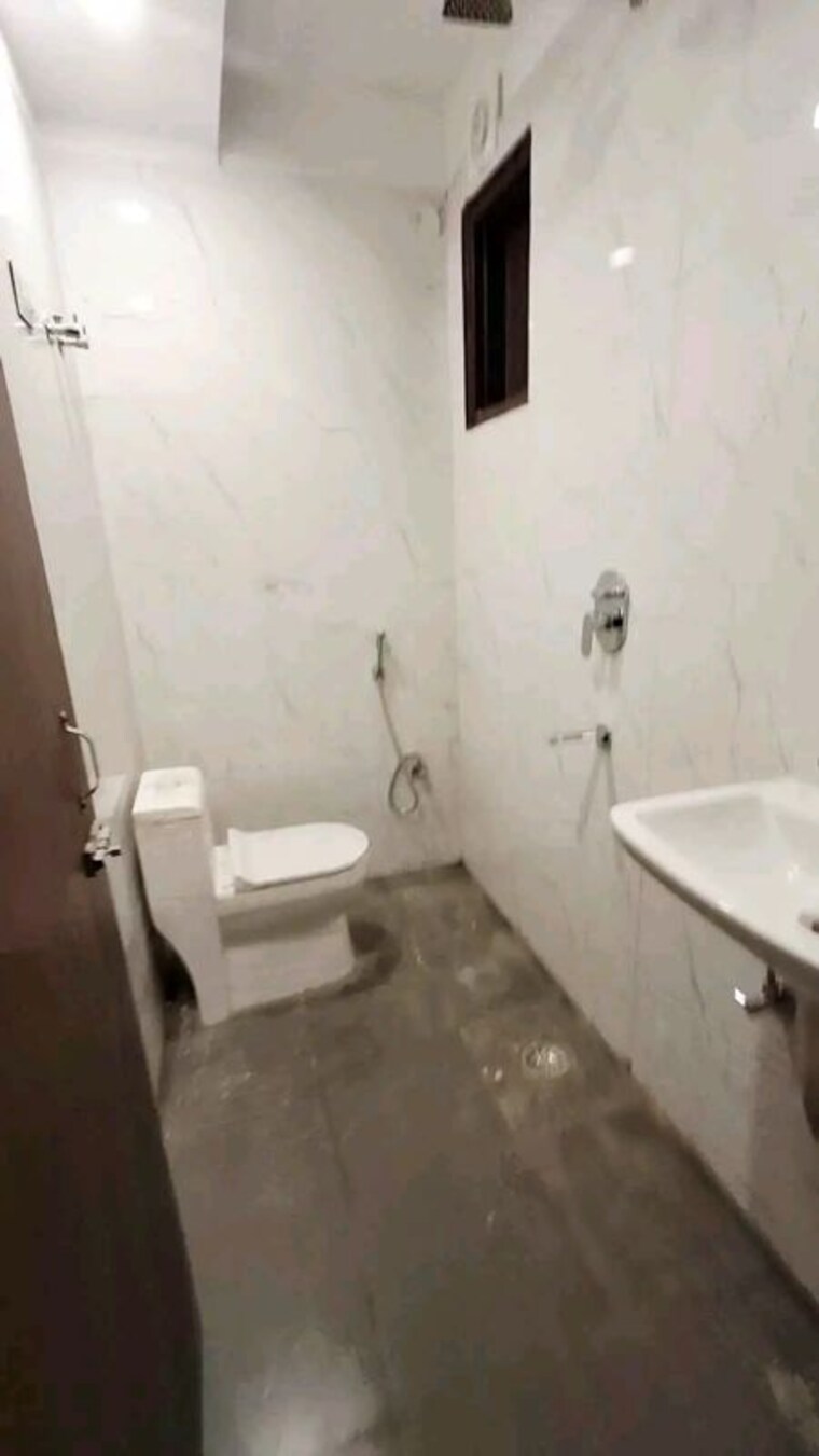 Bathroom, chattarpur 1 Bedroom 500 Sq.Ft. Apartment In Chattarpur Delhi 10566473