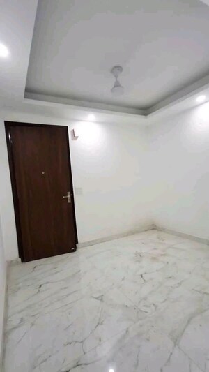 Room in 1 BHK Apartment at Chattarpur – for Rent