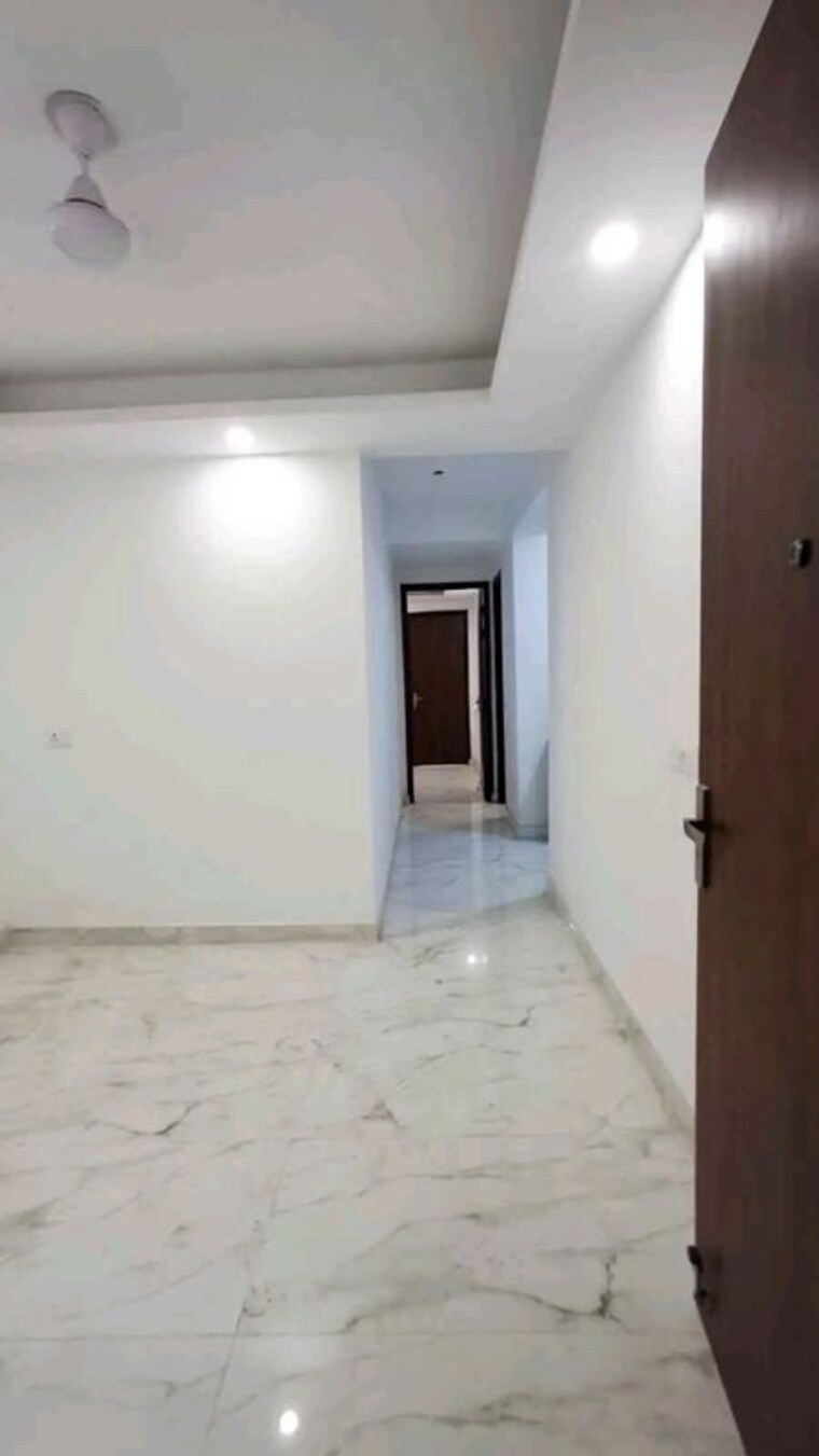 Room, chattarpur 1 Bedroom 500 Sq.Ft. Apartment In Chattarpur Delhi 10566473