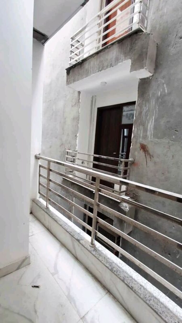Balcony, chattarpur 1 Bedroom 500 Sq.Ft. Apartment In Chattarpur Delhi 10566473