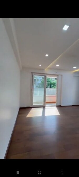 Room in 3 BHK Apartment at Sobha Nesara, Kothrud – for Sale