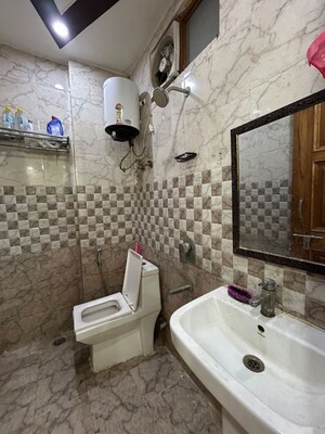 Bathroom in 2.5 BHK Villa at RWA Apartments Sector 116, Sector 116 – for Rent