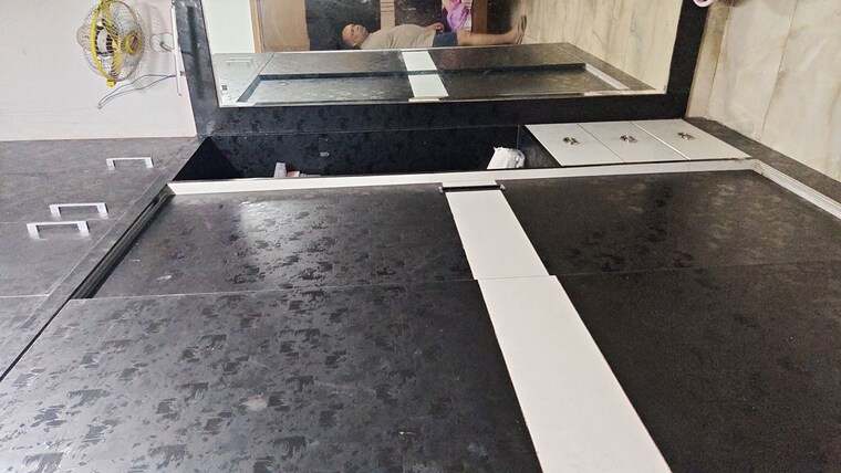 Kitchen, nehru nagar ii 3.5 Bedroom 200 Sq.Ft. Builder Floor In Nehru Nagar ii Ghaziabad 10566495