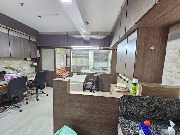 Team Area, ashram road Commercial Office Space 600 Sq.Ft. In Ashram Road Ahmedabad 10566506