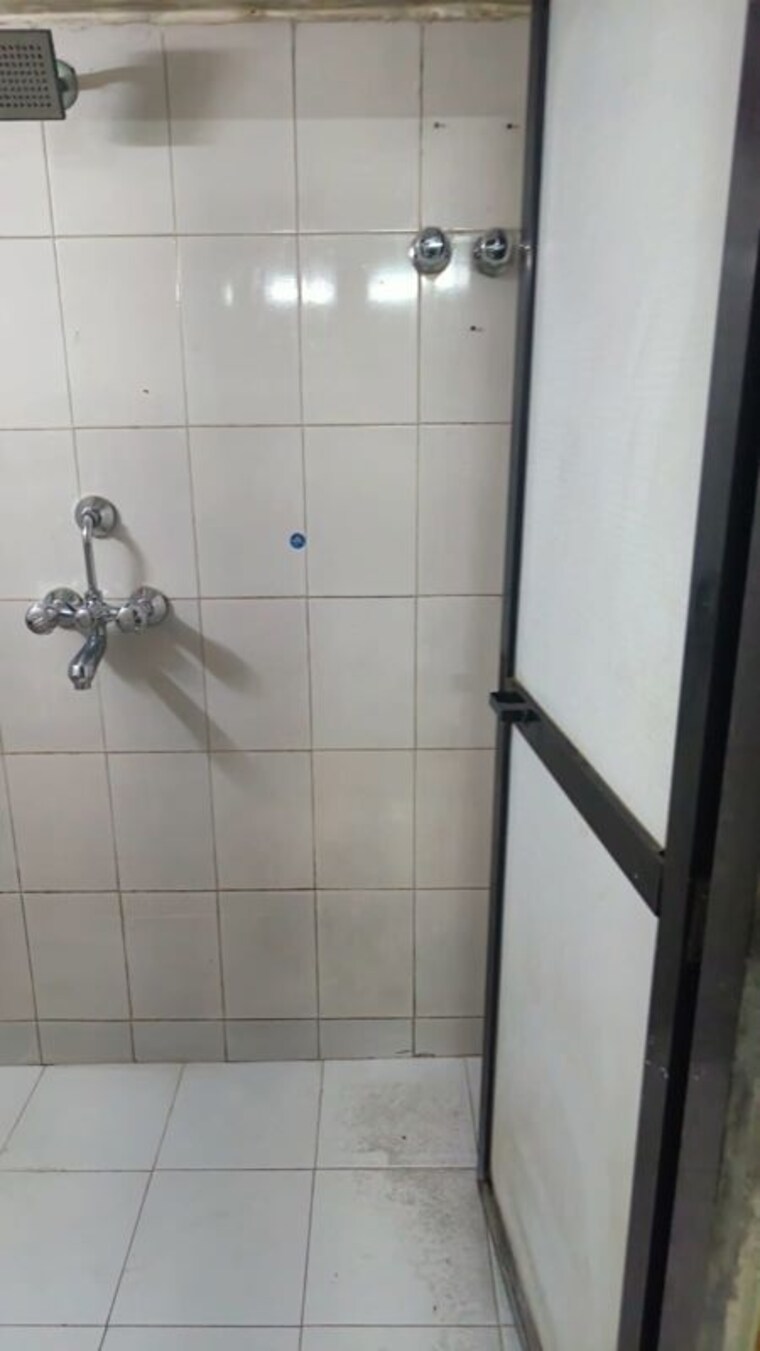 Bathroom, manuel-rodrigues-apartment 1 RK 250 Sq.Ft. Apartment In Santacruz East Mumbai 10566549