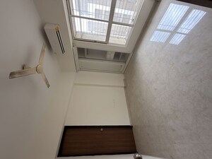 Bedroom in 1 BHK Apartment at Lodha Amara, Kolshet Road – for Rent