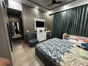 Bedroom in 4 BHK Builder Floor at SS Linden, Sector 84 – for Rent
