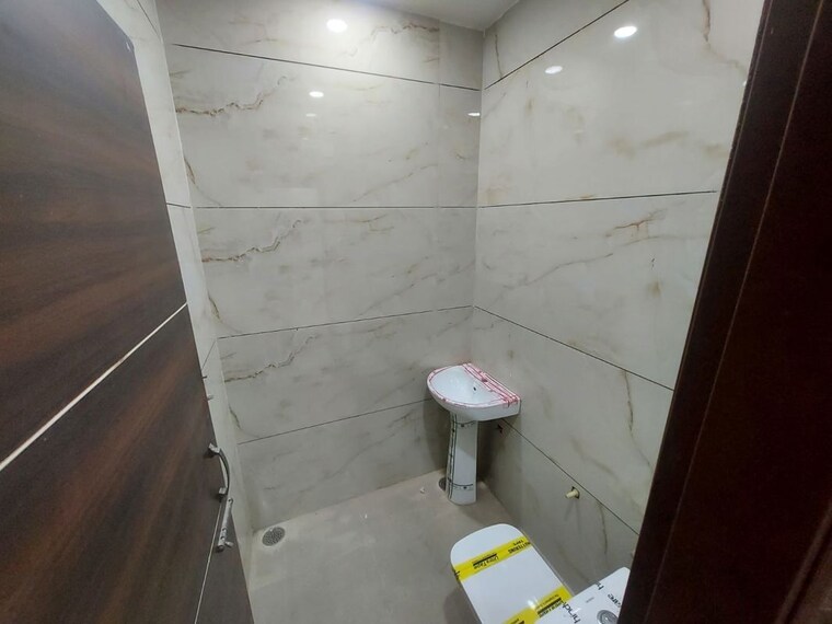 Bathroom, ambala highway 2 Bedroom 100 Sq.Yd. Independent House In Ambala Highway Zirakpur 10566926