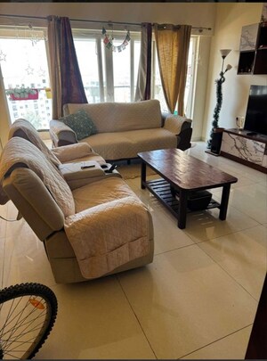 3 BHK Apartment For Rent in Godrej Aqua, International Airport Road