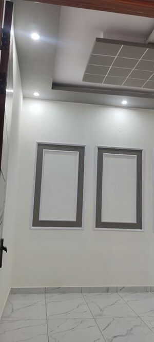 Room in 4 BHK Independent House at Meerut Cantt – for Sale