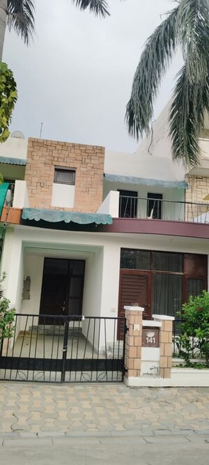 3 BHK Independent House For Sale in Yashoda Kunj