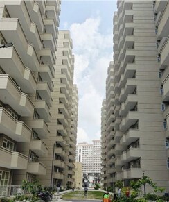 2 BHK Apartment For Sale in Pyramid Elite