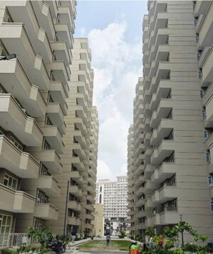 2 BHK Apartment For Sale in Pyramid Elite, Sector 86
