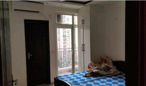 Bedroom in 3 BHK Apartment at Omaxe R2, Gomti Nagar – for Rent