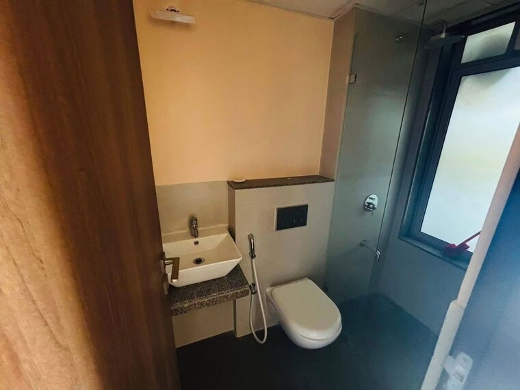 Bathroom, piramal-vaikunth 2 Bedroom 700 Sq.Ft. Apartment In Balkum Pada Thane 10567167