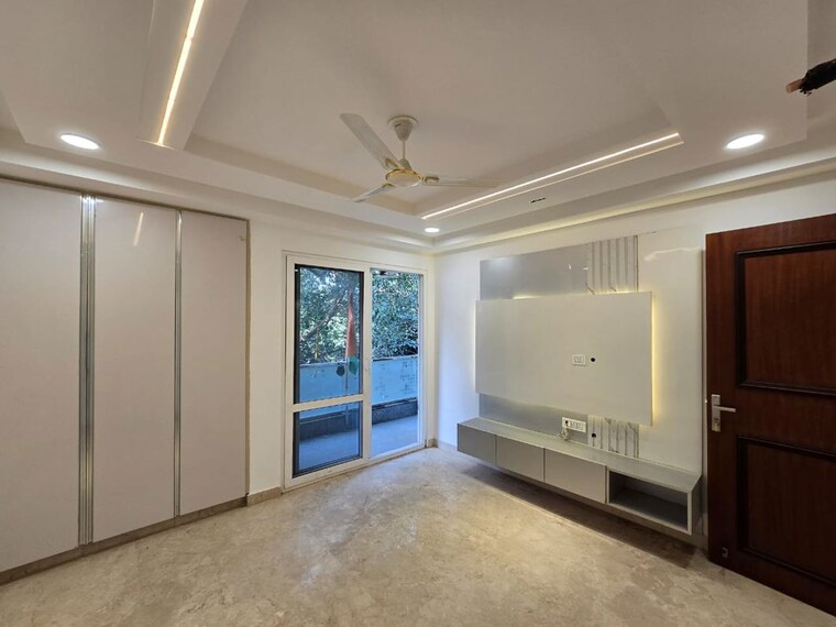 Room, fateh nagar 3 Bedroom 120 Sq.Yd. Apartment In Fateh Nagar Delhi 10567205