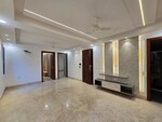 3 BHK + Prayer Room,Servant Room,Extra Room,Basement 120 Sq.Yd. Apartment in Fateh Nagar