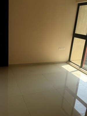 Room in 2 BHK Apartment at Lodha Casa Supremo, Mira Road East – for Rent