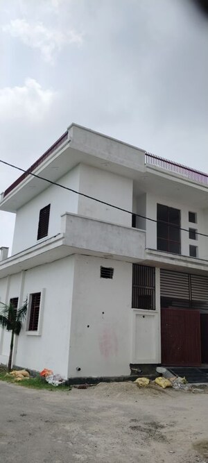 3.5 BHK Independent House – Exterior View View at Rakshapuram - for Sale