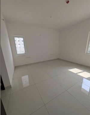 Room in 3 BHK Apartment at Aparna Zenon, Puppalaguda – for Sale
