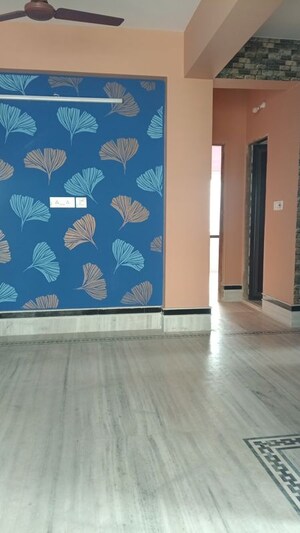 Room in 3 BHK Apartment at Kolkatta Gpo – for Sale