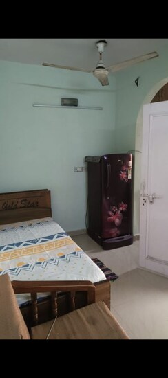 1 BHK Builder Floor For Rent in Vinoba Puri