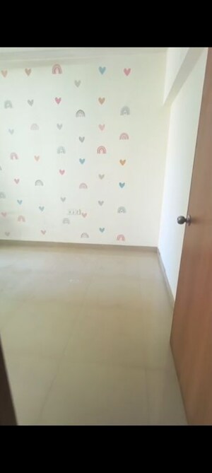 Room in 1 BHK Apartment at Godrej Prime, Chembur – for Rent